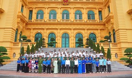 TUỔI TRẺ PHƯỜNG VĨNH HƯNG - KẾT NẠP LỚP ĐOÀN VIÊN 95 NĂM