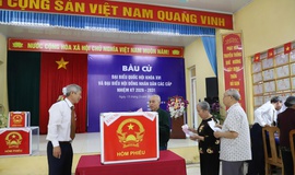 Xã Hồng Vân nhiều tập thể, cá nhân được khen thưởng trong công tác bầu cử