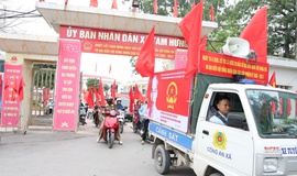 Xã Tam Hưng ra quân tuyên truyền lưu động về bầu cử