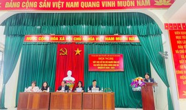 Các ứng cử viên đại biểu HĐND xã Tam Hưng khóa XXIII tiếp xúc cử tri tại thôn Rùa Hạ (Đơn vị bầu cử số 4)
