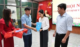 XÃ HÒA XÁ CÔNG BỐ QUYẾT ĐỊNH VỀ CÔNG TÁC CÁN BỘ 