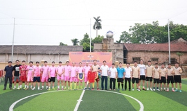 Lan tỏa tinh thần thể thao, kết nối từ trận cầu giao hữu giữa FC cơ quan xã Minh Châu và Câu lạc bộ Phóng viên Hà Nội.
