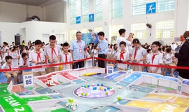 Gần 1.000 học sinh Tiểu học Vạn Bảo hào hứng 