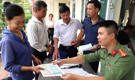Công an xã Tam Hưng đẩy mạnh tuyên truyền, nâng cao nhận thức Nhân dân trong công tác giải phóng mặt bằng