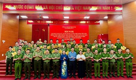 Cụm thi đua số 13 Công an thành phố Hà Nội: Giao lưu, tuyên dương 92 gương điển hình tiên tiến trong phong trào thi đua “Ba nhất”