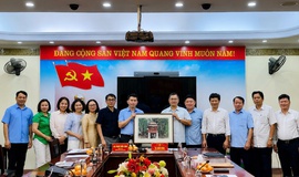 SỞ VĂN HÓA VÀ THỂ THAO HÀ NỘI LÀM VIỆC VỚI PHƯỜNG VĂN MIẾU - QUỐC TỬ GIÁM VỀ PHÁT TRIỂN CÔNG NGHIỆP VĂN HÓA