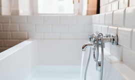 UBND phường Văn Miếu - Quốc Tử Giám tuyên truyền đến Nhân dân giá nước sinh hoạt theo Thông báo Khung giá nước sạch năm 2026