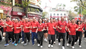 Hơn 17.000 người tham gia “Ngày chạy Olympic 2026: Vì sức khỏe toàn dân - Vì an ninh Tổ quốc”