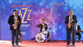 Không gian nghệ thuật ngập tràn sắc xuân ở Thủ đô