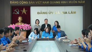 Thanh niên đồng hành cùng hành chính công: Chung tay hỗ trợ các Điểm Dịch vụ công số