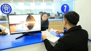 Thực hiện tiếp nhận hồ sơ theo hình thức trực tuyến đối với một số thủ tục hành chính, dịch vụ công