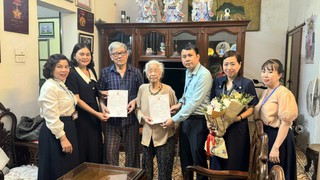 Khi cán bộ “đi tìm dân”: Câu chuyện đẹp về cải cách hành chính tại Chi nhánh số 4