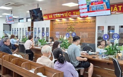 Tự thích ứng trong mô hình hành chính mới