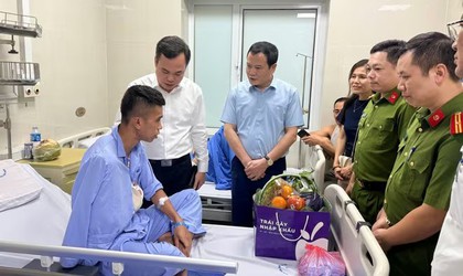 THĂM, ĐỘNG VIÊN CHIẾN SỸ CẢNH SÁT PHÒNG CHÁY, CHỮA CHÁY BỊ THƯƠNG TRONG KHI LÀM NHIỆM VỤ