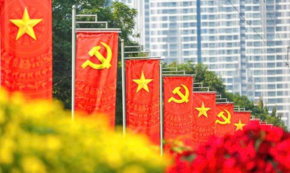 Tổ chức đợt thi đua cao điểm lập thành tích chào mừng Đại hội đại biểu toàn quốc lần thứ XIV của Đảng