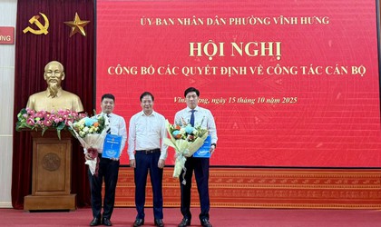 UBND phường Vĩnh Hưng tổ chức Hội nghị công bố các quyết định về công tác cán bộ