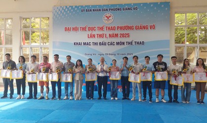 Khai mạc Đại hội Thể dục Thể thao phường Giảng Võ lần thứ I 