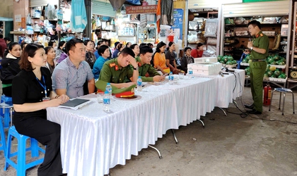 Tăng cường công tác phòng cháy, chữa cháy tại chợ Thanh Xuân Bắc