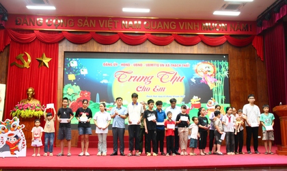 Xã Thạch Thất tổ chức Chương trình Trung thu cho em năm 2025