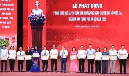 XÃ ỨNG HÒA ĐƯỢC BIỂU DƯƠNG, KHEN THƯỞNG TRONG PHONG TRÀO “HỌC TẬP SỐ TOÀN DÂN” CỦA THÀNH PHỐ HÀ NỘI.