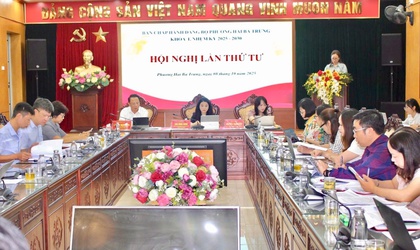 Phường Hai Bà Trưng: Tổ chức Hội nghị lần thứ tư Ban chấp hành Đảng bộ phường khóa I.