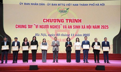 Bằng khen của Chủ tịch UBND Thành phố Hà Nội “đã có thành tích xuất sắc trong công tác vận động ủng hộ khắc phục thiệt hại sau bão lũ năm 2025”