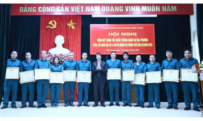 Phường Kiến Hưng đạt nhiều kết quả nổi bật trong công tác quốc phòng, quân sự địa phương năm 2025