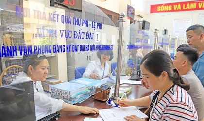 Hà Nội chuyển giao 331 thủ tục hành chính về xã, phường để vận hành thử nghiệm