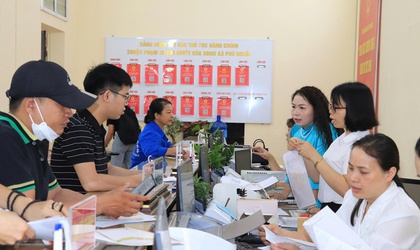 Điểm tiếp nhận phục vụ hành chính công xã Phú Nghĩa, đón tiếp trên 100 lượt công dân trong buổi sáng ngày đầu tiên triển khai mô hình chính quyền 2 cấp