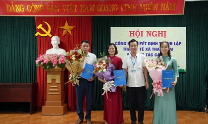 Xã Thanh Oai: Công bố Quyết định thành lập Trạm y tế xã và công tác cán bộ
