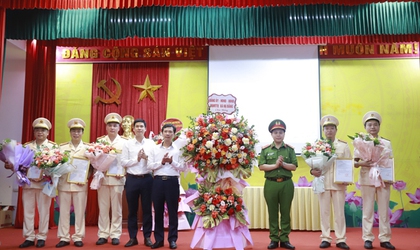 Công bố Quyết định về công tác cán bộ tại Công an xã Hạ Bằng