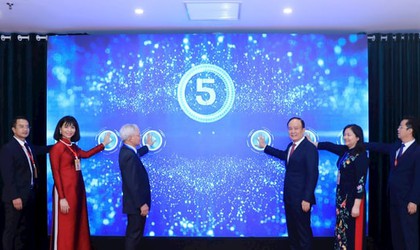 Khai mạc triển lãm “Phát triển Hoàn Kiếm số - Văn minh, hiện đại, đậm đà bản sắc”