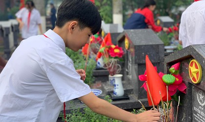 Trường học Hà Nội tổ chức nhiều hoạt động tri ân nhân dịp 27/7