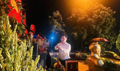 UBND xã Liên Minh thắp nến tri ân tưởng nhớ các Anh hùng liệt sĩ