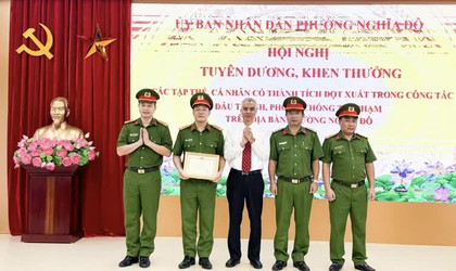 Hội nghị tuyên dương, khen thưởng thành tích đột xuất trong công tác đấu tranh, phòng chống tội phạm trên địa bàn phường Nghĩa Đô