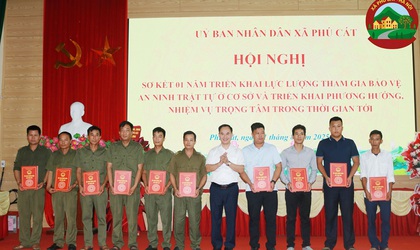 Phú Cát: Sơ kết 1 năm triển khai lực lượng tham gia bảo vệ an ninh, trật tự ở cơ sở