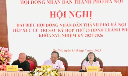 ĐẠI BIỂU HĐND THÀNH PHỐ HÀ NỘI TIẾP XÚC CỬ TRI SAU KỲ HỌP THỨ 25 CỦA HĐND THÀNH PHỐ KHÓA XVI, NHIỆM KỲ 2021 - 2026