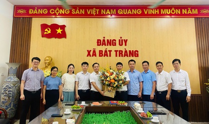 Bát Tràng gặp mặt kỷ niệm 95 năm Ngày truyền thống ngành Tuyên giáo