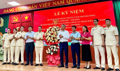 SƠN TÂY KỶ NIỆM 20 NĂM NGÀY HỘI TOÀN DÂN BẢO VỆ AN NINH TỔ QUỐC