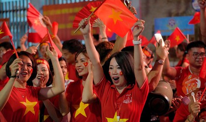 Chính thức: Tặng 100.000 đồng/người cho toàn dân nhân dịp Tết Độc lập