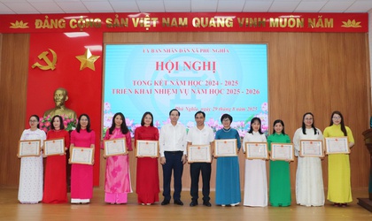 Xã Phú Nghĩa: Tổng kết năm học 2024-2025, triển khai nhiệm vụ năm học 2025-2026