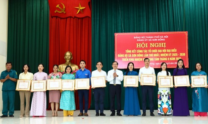 Sơn Đồng: 20 tập thể, 48 cá nhân được khen thưởng trong công tác tổ chức Đại hội Đại biểu Đảng bộ xã lần thứ I, nhiệm kỳ 2025 -2030 và triển khai nhiệm vụ trọng tâm tháng 9