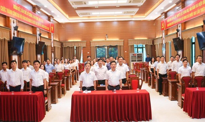 Quốc Oai trang trọng tổ chức Lễ chào cờ đầu tuần tháng 8/2025