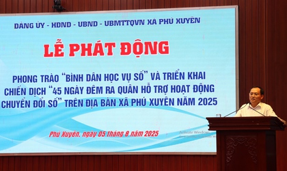 Lễ phát động “Phong trào bình dân học vụ số” và triển khai chiến dịch “45 ngày đêm ra quân hỗ trợ hoạt động chuyển đổi số” trên địa bàn xã Phú Xuyên