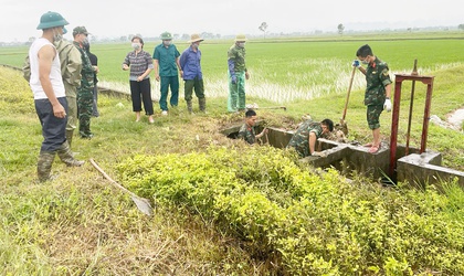Xã Hòa Phú đã ban hành văn bản về việc chủ động ứng phó với mưa dông, mưa lớn, lốc, sét, nguy cơ lũ, ngập lụt; lũ quét, sạt lở đất trên địa bàn xã 