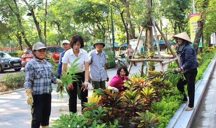 Hà Nội lắp đặt hệ thống camera giám sát tại các “điểm đen” về rác thải