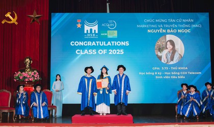 Nguyễn Bảo Ngọc: Cựu học sinh trường THPT Ứng Hoà A - Thủ khoa tốt nghiệp Đại học năm 2025