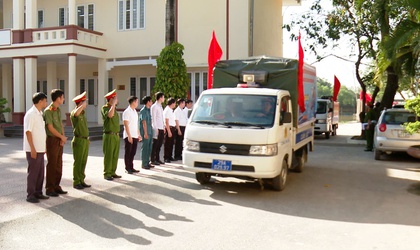 ỨNG HOÀ RA QUÂN TẤN CÔNG, TRẤN ÁP TỘI PHẠM; TỔNG KIỂM TRA, XỬ LÝ VI PHẠM VỀ TRẬT TỰ ĐÔ THỊ, TRẬT TỰ XÂY DỰNG, VỆ SINH MÔI TRƯỜNG VÀ XÂY DỰNG VĂN MINH ĐÔ THỊ.
