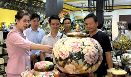 15 cá nhân xã Bát Tràng được đề nghị xét tặng danh hiệu Nghệ nhân Hà Nội trong lĩnh vực nghề thủ công mỹ nghệ năm 2025