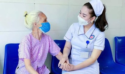 Nâng cao tinh thần thái độ, giao tiếp, ứng xử, phục vụ người bệnh tại các cơ sở y tế